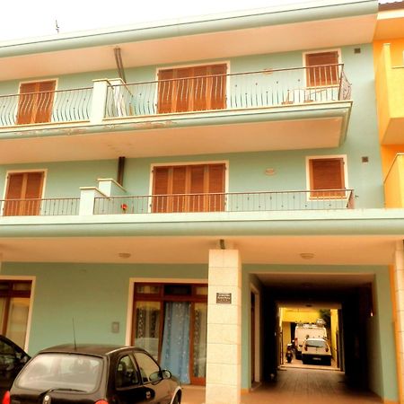 Appartamenti Galatea Palau Exterior foto